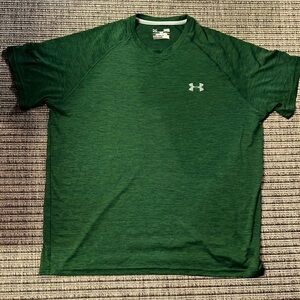 MEN'S or women's under armour Athletic shirt
